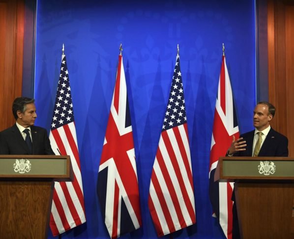 BREAKING NEWS : 2 members of Indian delegation attending G7 foreign ministers' meet in London test positive for Covid-19