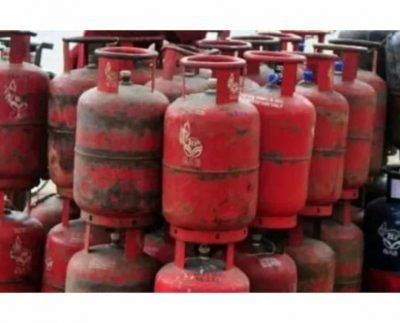 LPG cylinder cheaper by Rs 46, now non-subsidized gas will be available at this rate