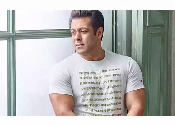 Salman Khan helps Karnataka student after father succumbs to Covid-19