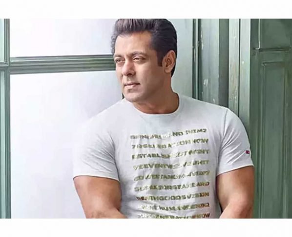 Salman Khan helps Karnataka student after father succumbs to Covid-19