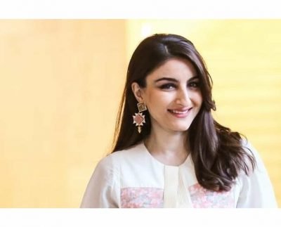 Soha Ali Khan reminds fans basic Covid-19 precautions, urges them to follow