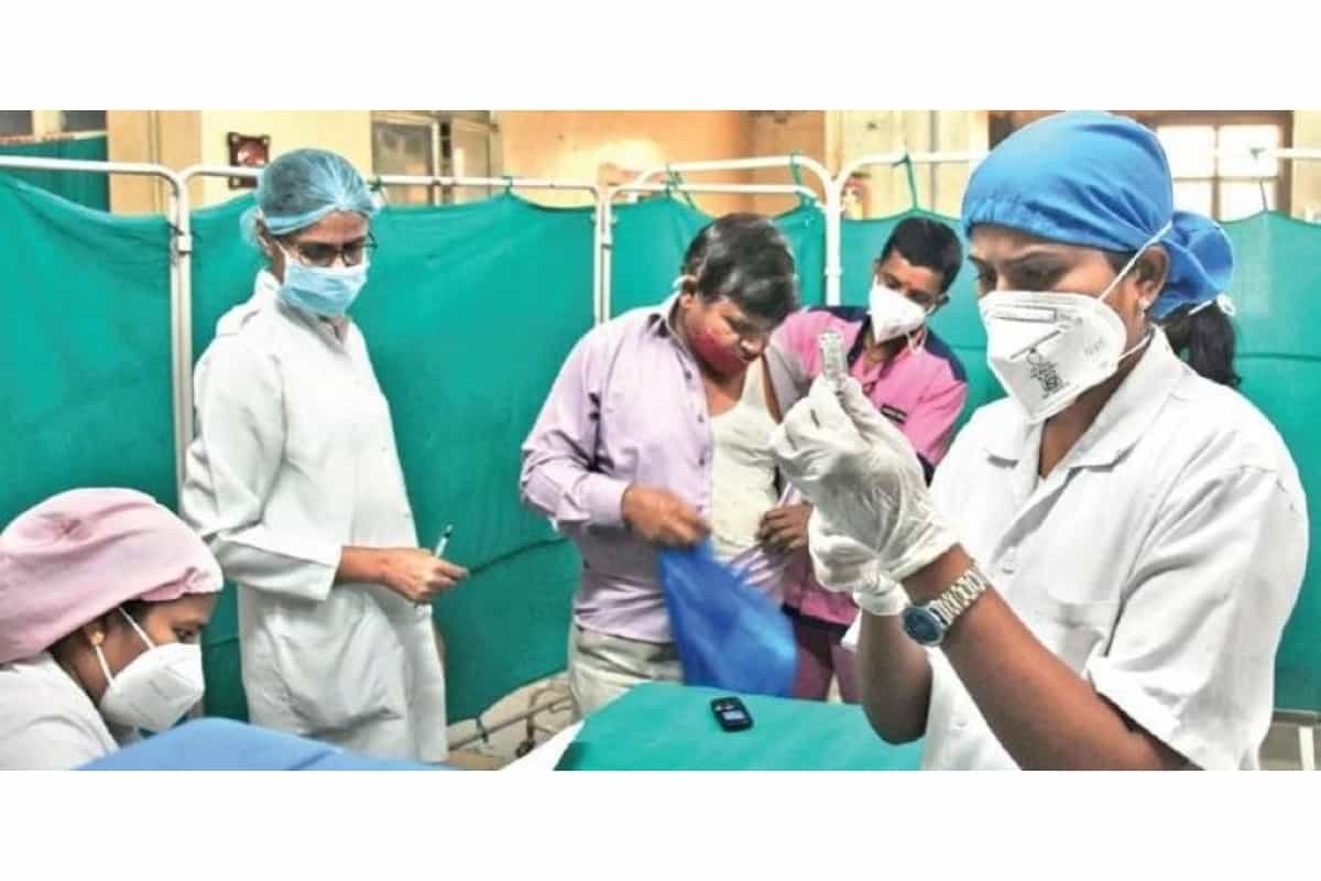 BREAKING NEWS: HC stays Telangana govt’s order to allow Covid-19 patients to enter only in case of a prior tie-up with hospitals