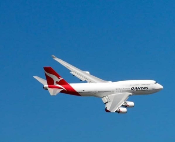 First repatriation flight lands in Australia after India travel ban ends