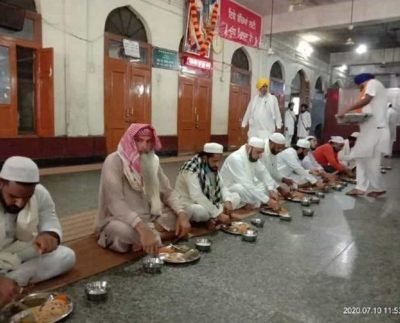 Lucknow gurdwara’s oxygen langar gets generous donations from Hindus, Muslims