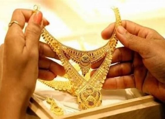 Indian spot gold rate and silver price on Monday, May 24, 2021