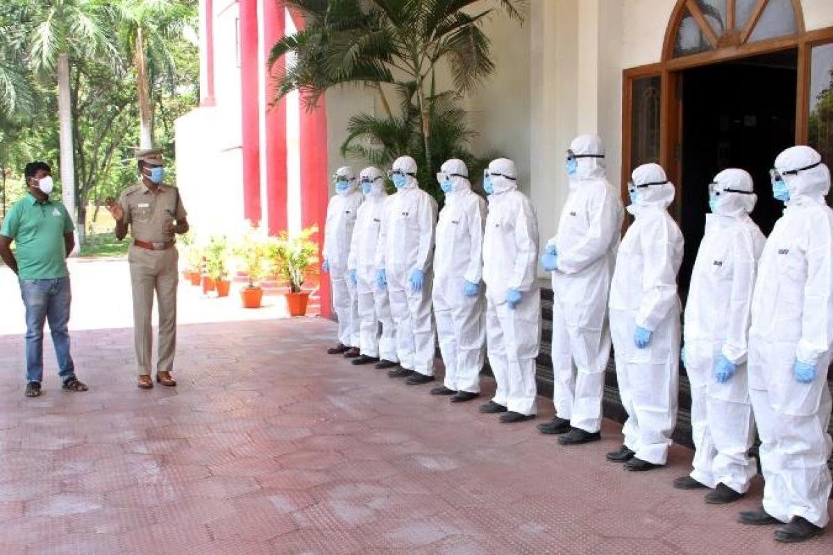 BREAKING NEWS :Manish Sisodia writes to Rajnath Singh seeking Army’s help to fight Covid-19 in Delhi