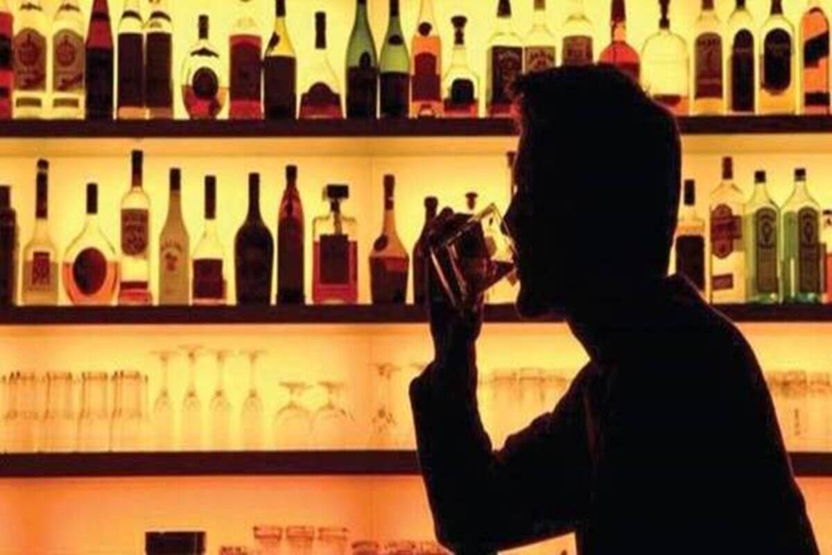 Delhi hotels, restaurants not allowed to serve liquor yet: Excise dept