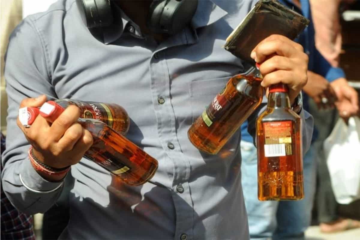 Online Liquor Delivery In Delhi: Online delivery of liquor in Delhi, booking from website and app