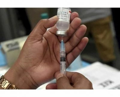 Couple moves Bombay HC to send minor daughter to US for vaccination