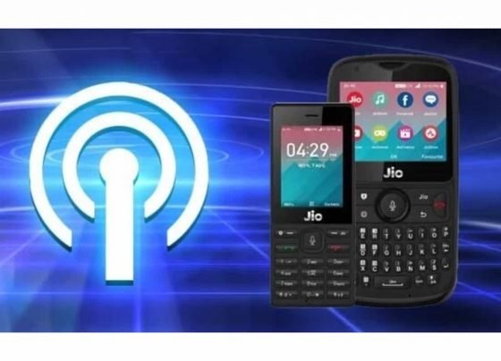 Realme may be working on JioPhone-like feature phones with Dizo branding