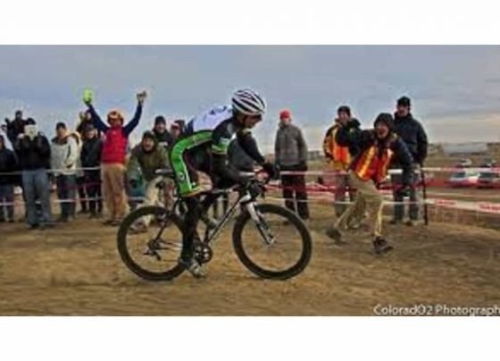 Cycled 300KM for medicine, people said to the leader who came to 'photograph' - shameless