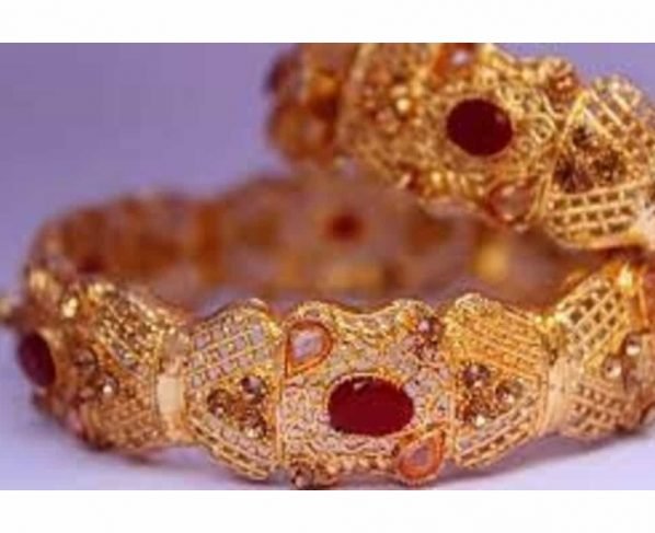 Indian spot gold rate and silver price on Thursday, Jun 03, 2021