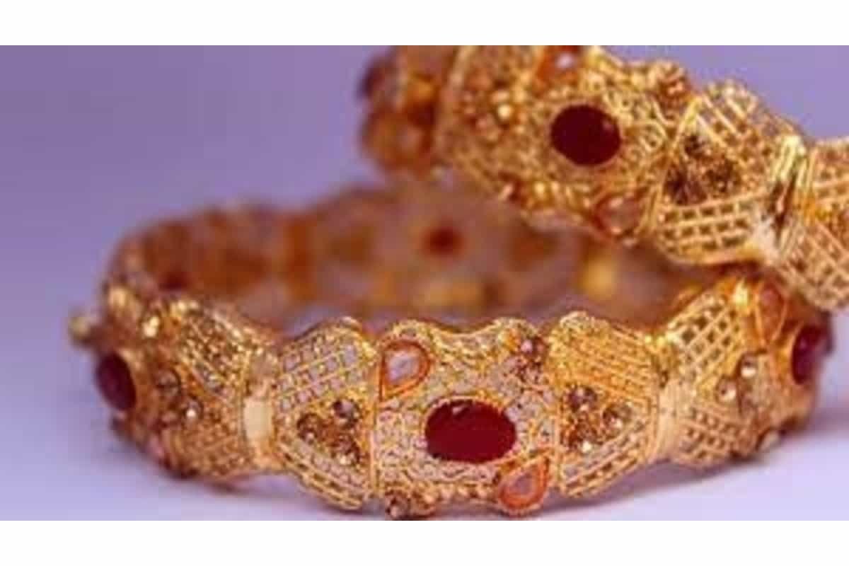 Indian spot gold rate and silver price on Thursday, Jun 03, 2021