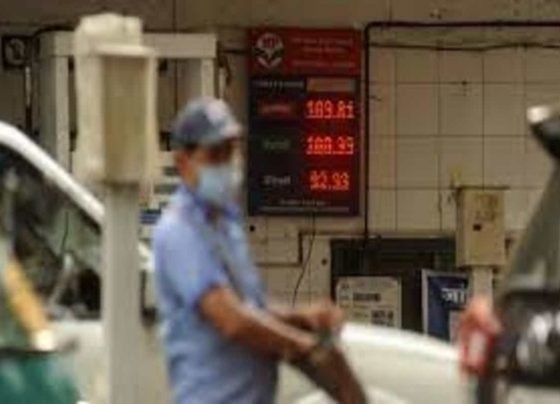 Prices rise; petrol costlier by ₹4.36/lt, diesel by ₹4.93/lt since May 4