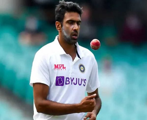 Ashwin shares adorable picture with daughters from quarantine ahead of WTC final