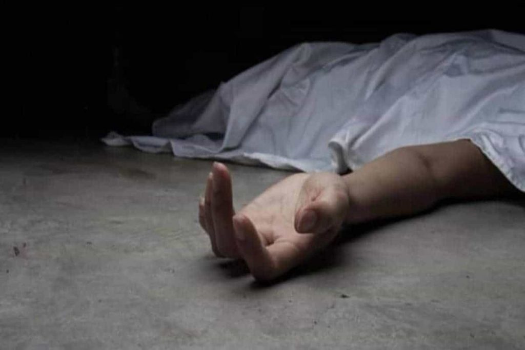UP: Drunk man kills wife after she 'fails' to serve him salad with dinner