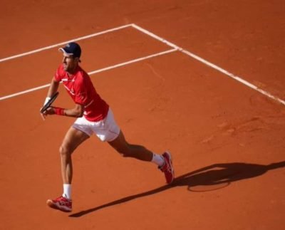 Djokovic enters 12th straight French Open fourth round