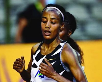 Sifan Hassan breaks women's 10,000 metres world record