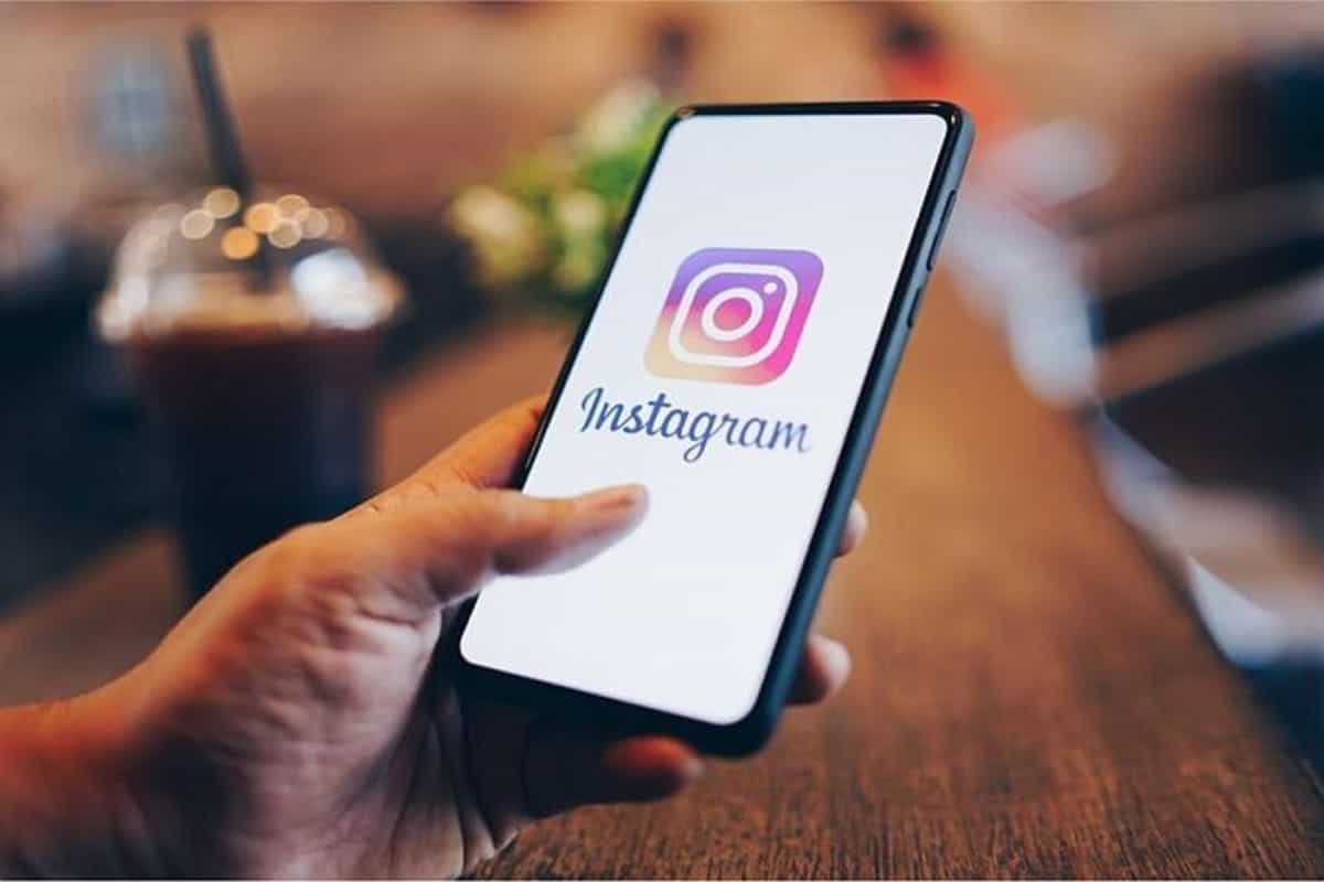 BJP leader files complaint against Instagram for Shiva sticker with mobile, wine