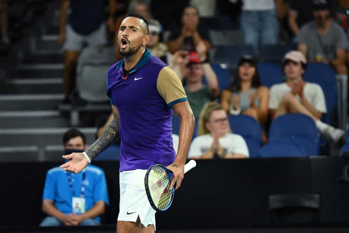 Nick Kyrgios pulls out of Wimbledon build-up event due to neck pain
