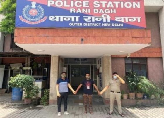 Man held for duping over 100 people of ₹2cr by offering fake roles in Bollywood