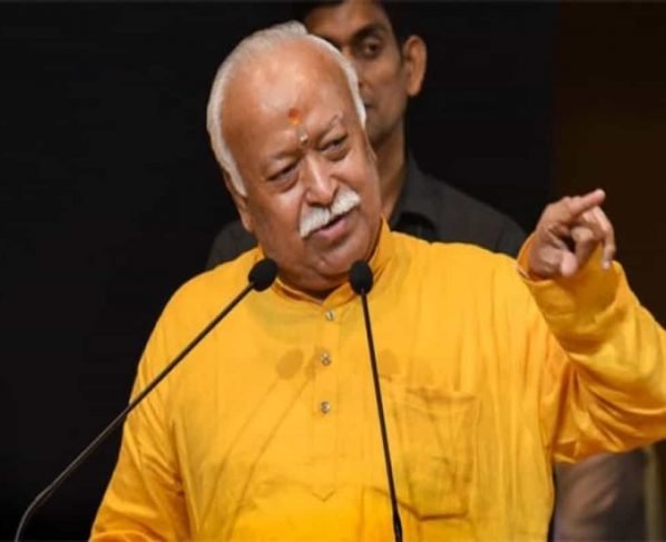 अब, ट्विटर ने आरएसएस प्रमुख मोहन भागवत के खाते से सत्यापन टिक बहाल कर दिया