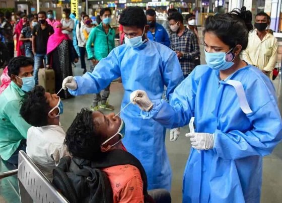 COVID Update - India reported 31000 new Cases and 2020 Death