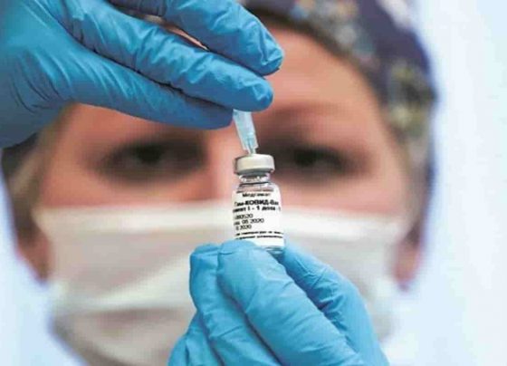 Both doses of a vaccine are effective against new variants of the Corona