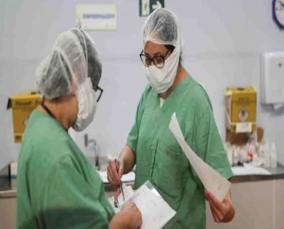 Women suffer from a heart attack after being fully vaccinated against Covid-19