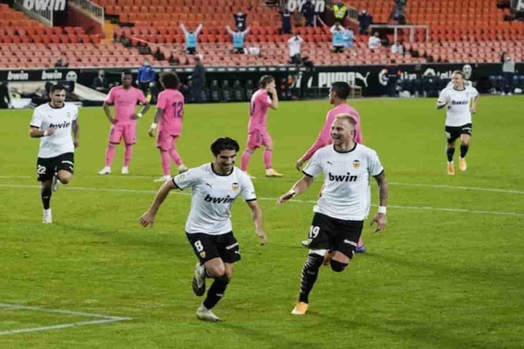 Valencia CF vs Alaves Live Streaming, Live Score, VAL vs ALA Dream11 Team Prediction, Lineups, H2H, Kick-off Time: La Liga 2021