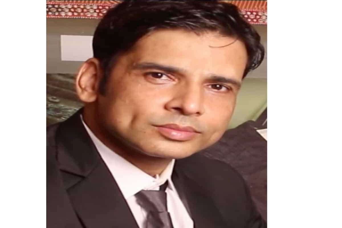 Navi Mumbai Housing society chairman accused of extorting Bhojpuri film star and NCP General Secretary Sudip Pandey