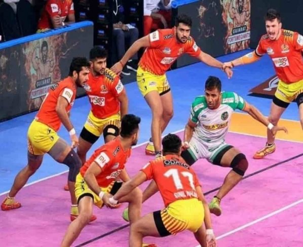 PKL 2021-22 LIVE: GUJ vs BLR Dream11 Team Prediction, Gujarat Giants vs Bengaluru Bulls Live Streaming, Fantasy Tips, Probable Playing XI