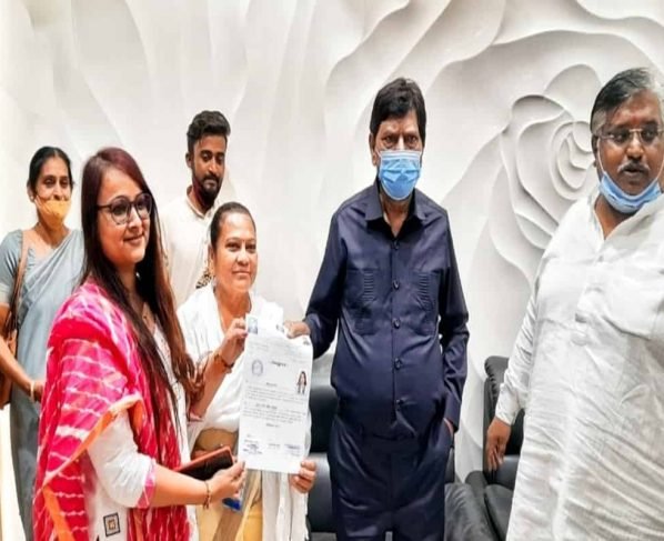 Trushna Vyas Appointed as a Gujarat State Women Vice President by Union Minister Ramdas Athawale.