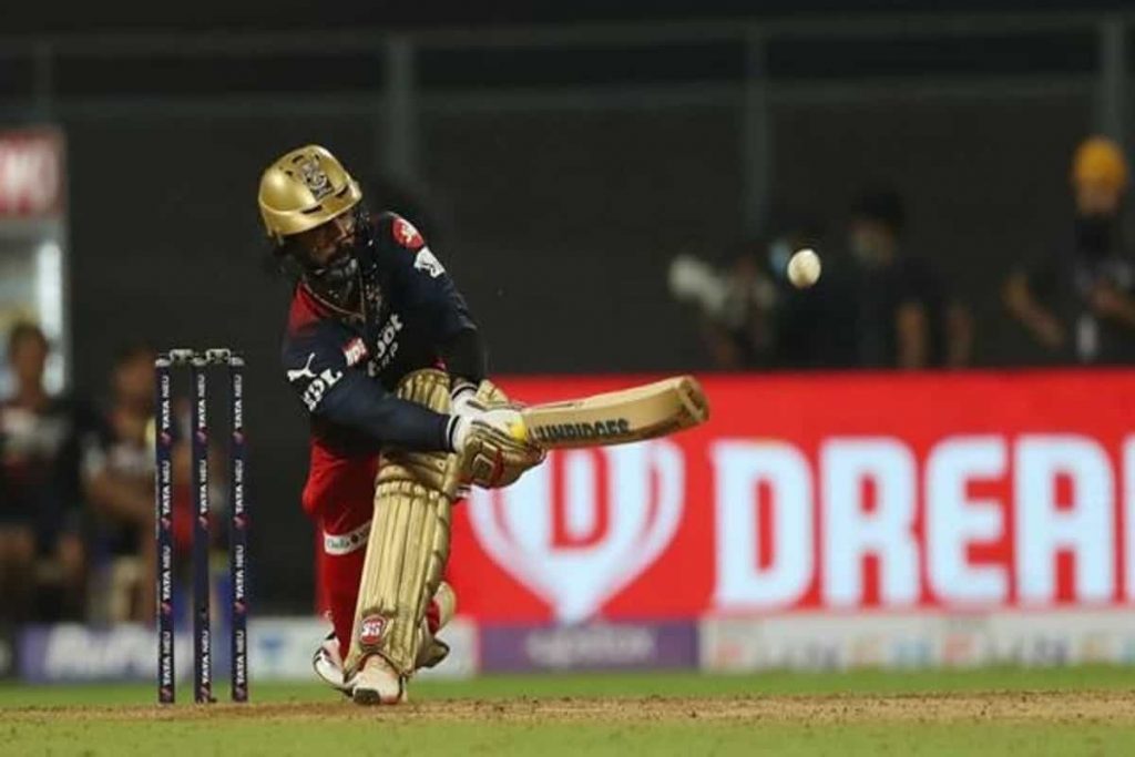 IPL 2022 LIVE: RCB vs MI Live Streaming, Live Score, Royal Challengers Bangalore vs Mumbai Indians Dream11 Team Prediction, Squads, Telecast