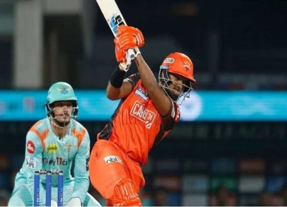 IPL 2022 LIVE: SRH vs GT Live Streaming, Live Score, Sunrisers Hyderabad vs Gujarat Titans Dream11 Team Prediction, Venue, Squads, Telecast