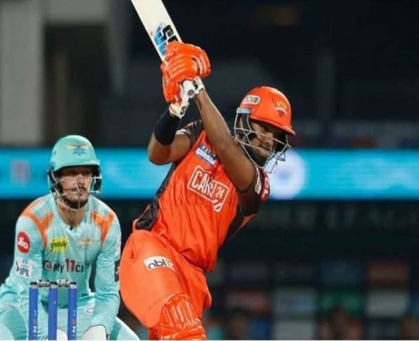 IPL 2022 LIVE: SRH vs GT Live Streaming, Live Score, Sunrisers Hyderabad vs Gujarat Titans Dream11 Team Prediction, Venue, Squads, Telecast